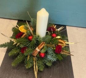 Christmas Table Arrangement