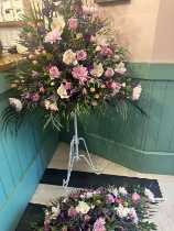 Pedestal Arrangement